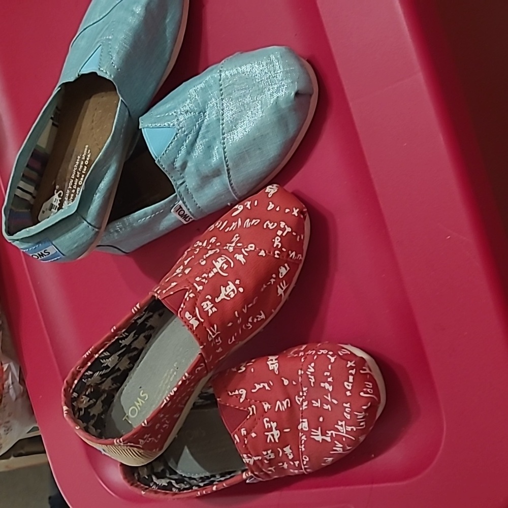 Toms Flats